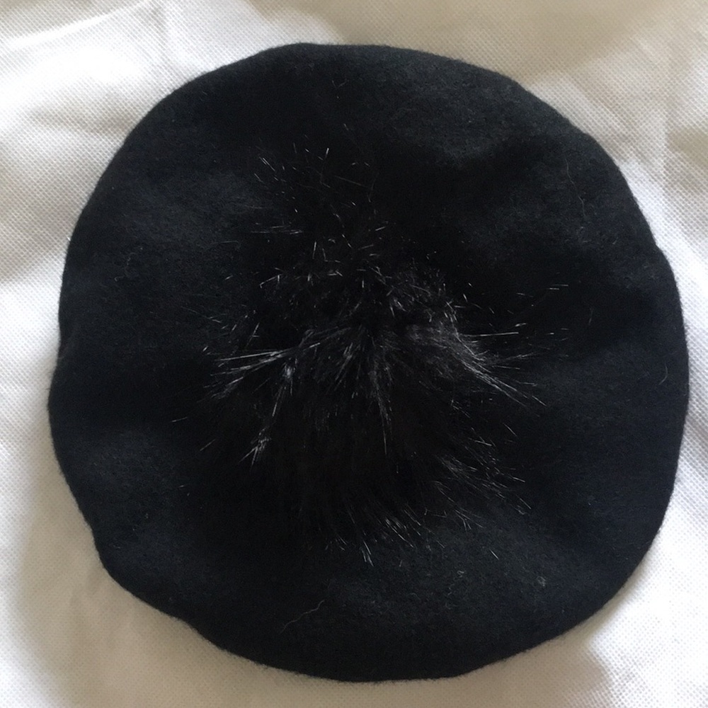 Black Pom Pom beret